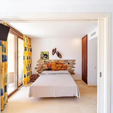 Apartman Amazing Seafront Den Bossa 3 BALEARIC ISLANDS